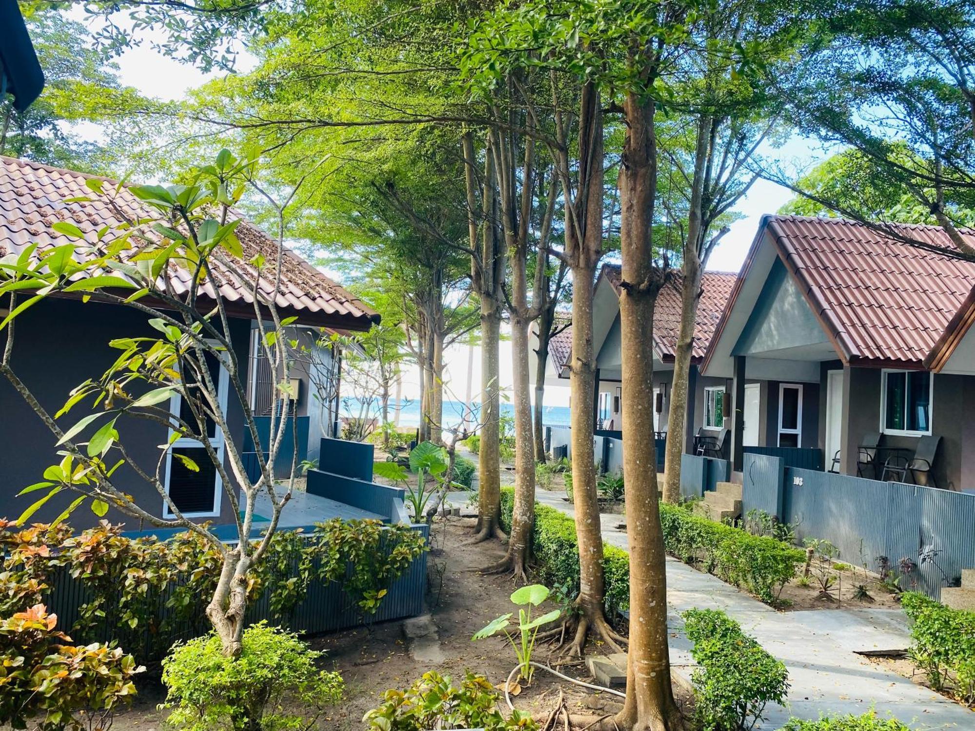 Bella Vista Beach Resort Koh Lipe Exterior foto